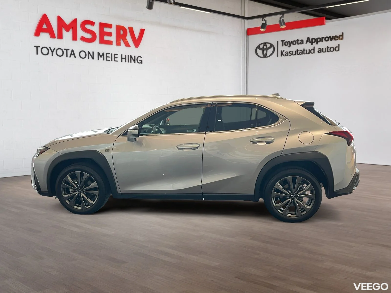 Lexus UX 300h F Sport Design 2 112kW