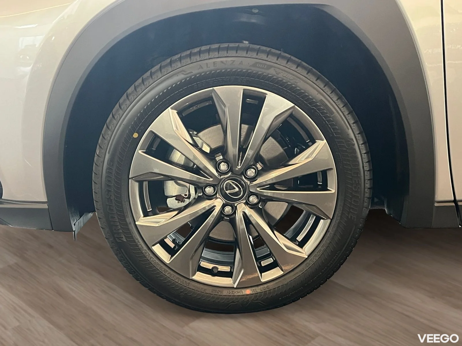 Lexus UX 300h F Sport Design 2 112kW