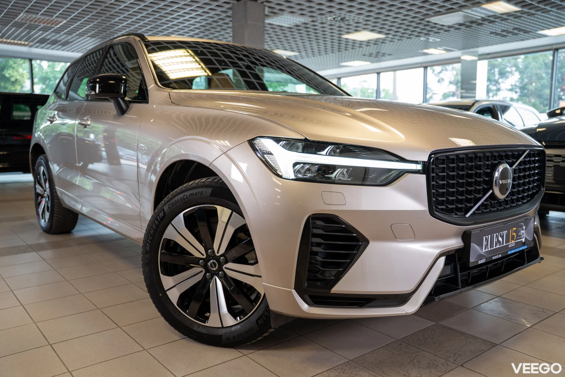 Volvo XC60 AWD LUXURY DARK PLUS INTELLI 2 293kW