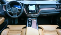 Volvo XC60 AWD LUXURY DARK PLUS INTELLI 2 293kW thumbnail