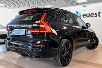 Volvo XC60 AWD T6 H&K BLACK EDITION INTELLI PRO XENIUM 2 293kW thumbnail