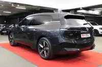 BMW iX 0.0 240kW thumbnail