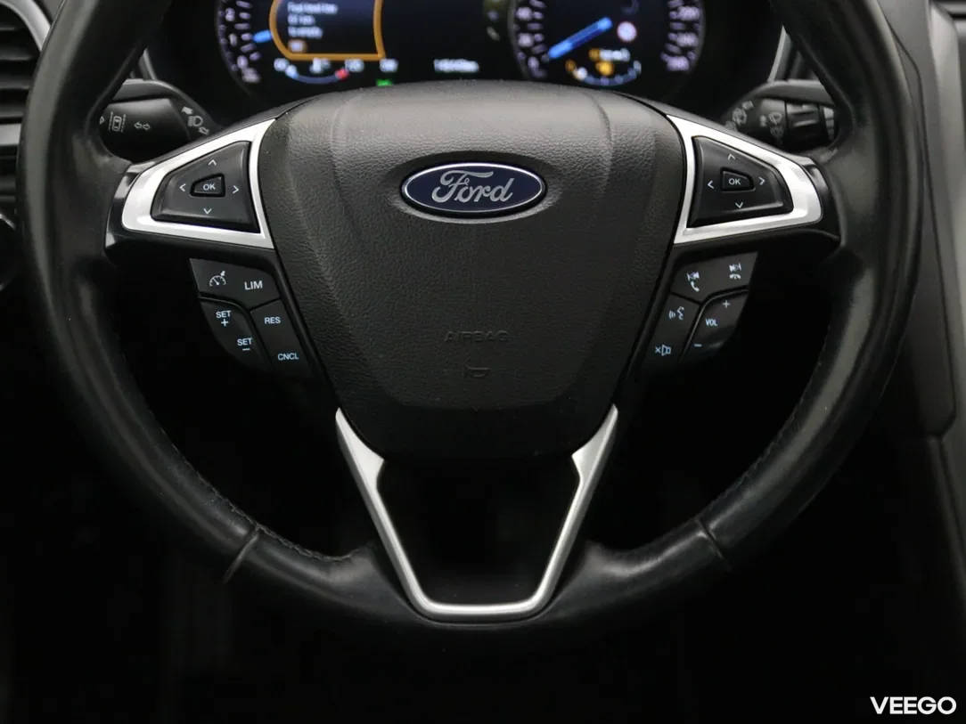 Ford Mondeo 1.5 118kW