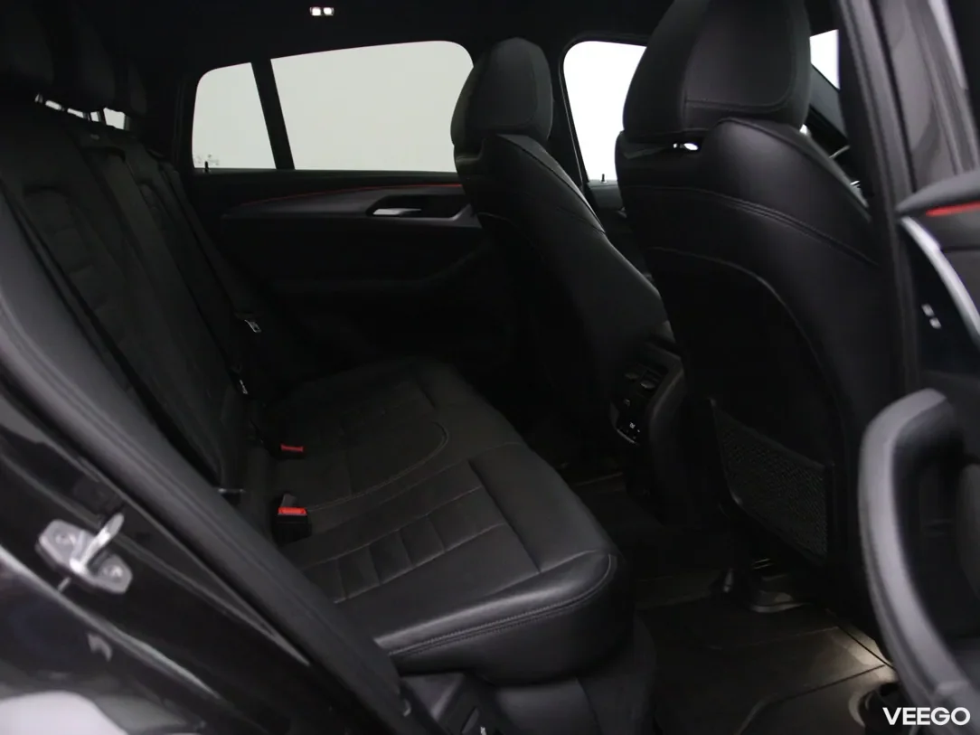 BMW X4 3 195kW