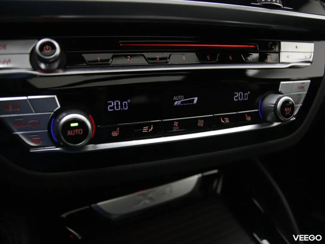 BMW X4 3 195kW