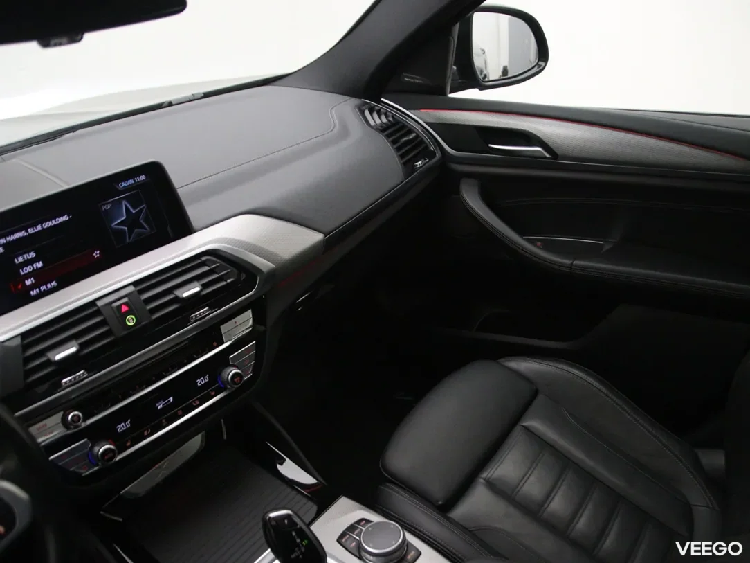 BMW X4 3 195kW