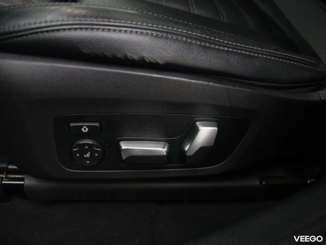 BMW X4 3 195kW