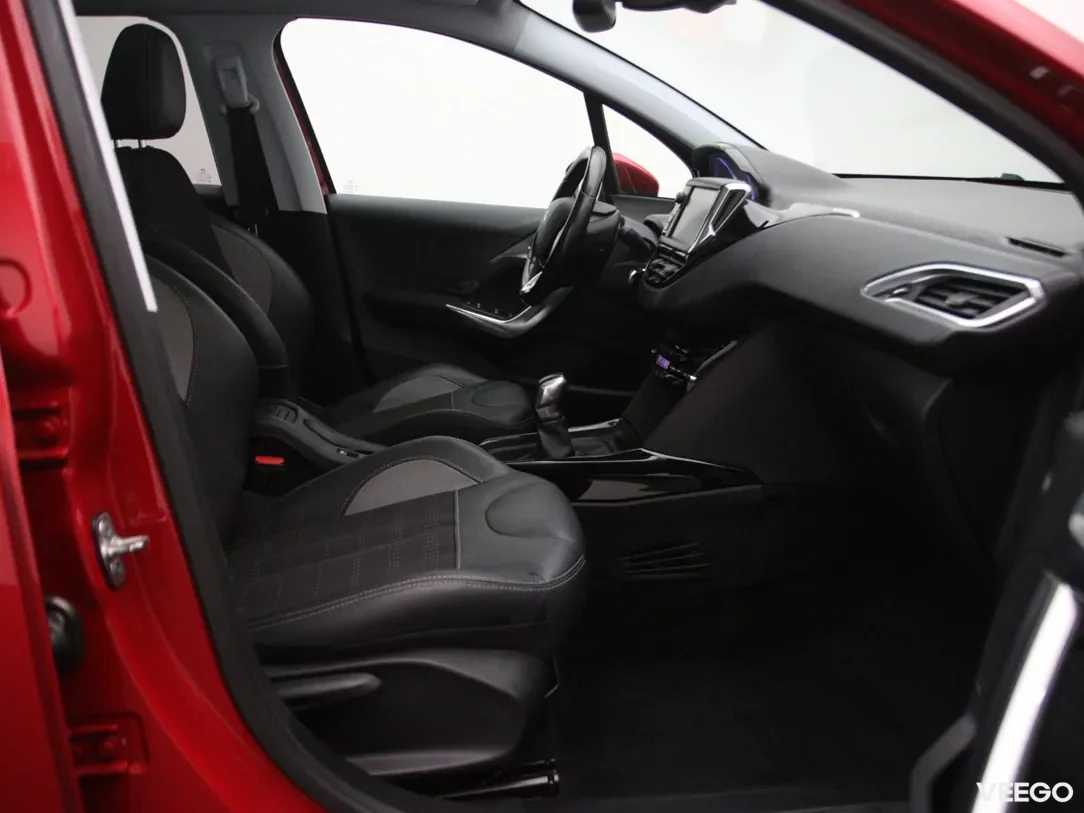 Peugeot 2008 1.2 81kW