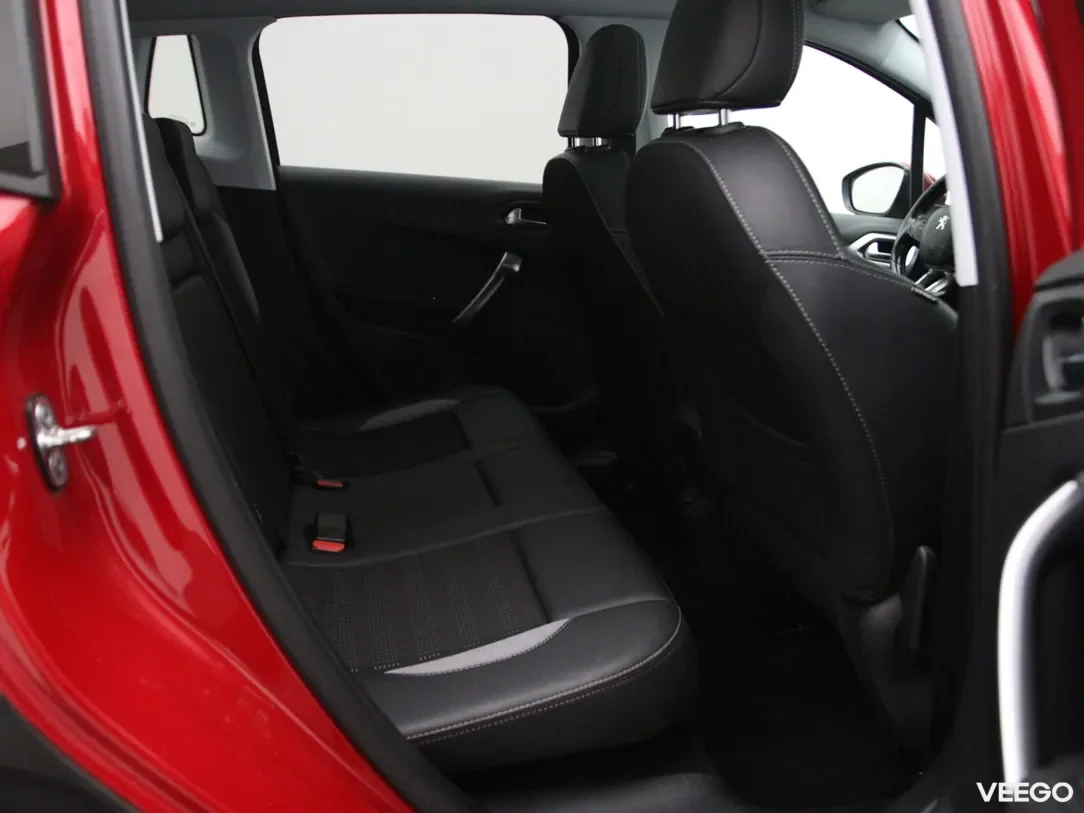 Peugeot 2008 1.2 81kW