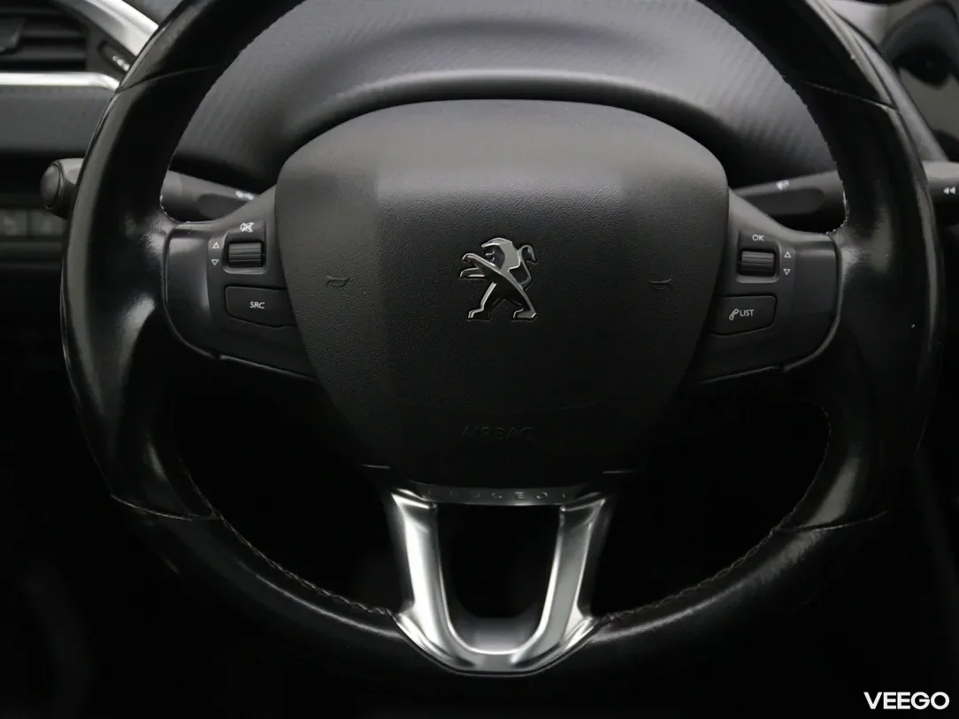 Peugeot 2008 1.2 81kW