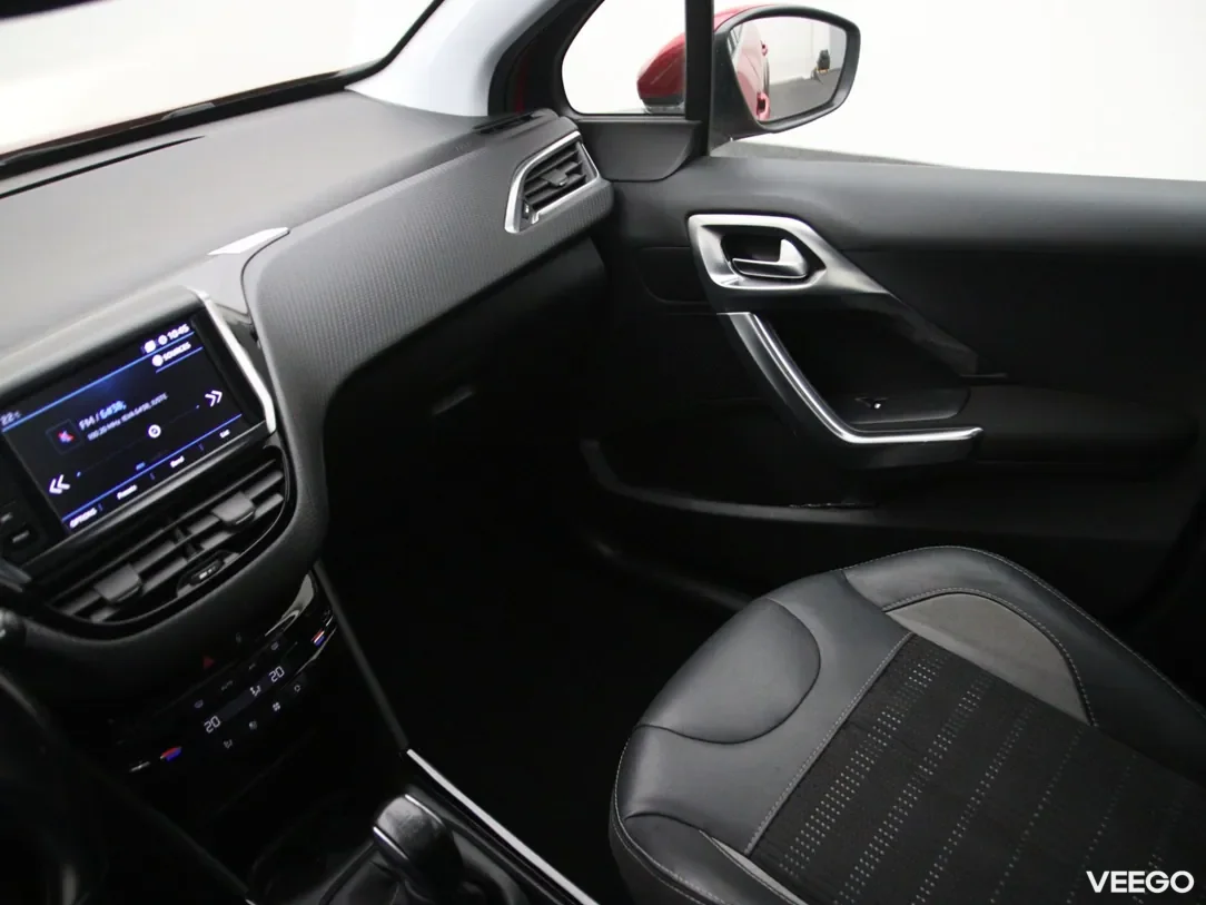 Peugeot 2008 1.2 81kW