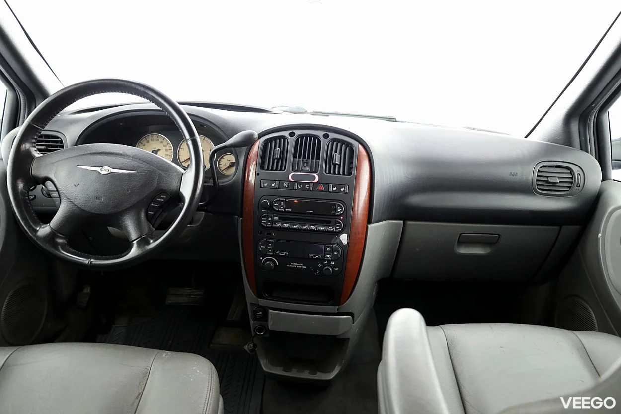 Chrysler Grand Voyager 2.8 110kW