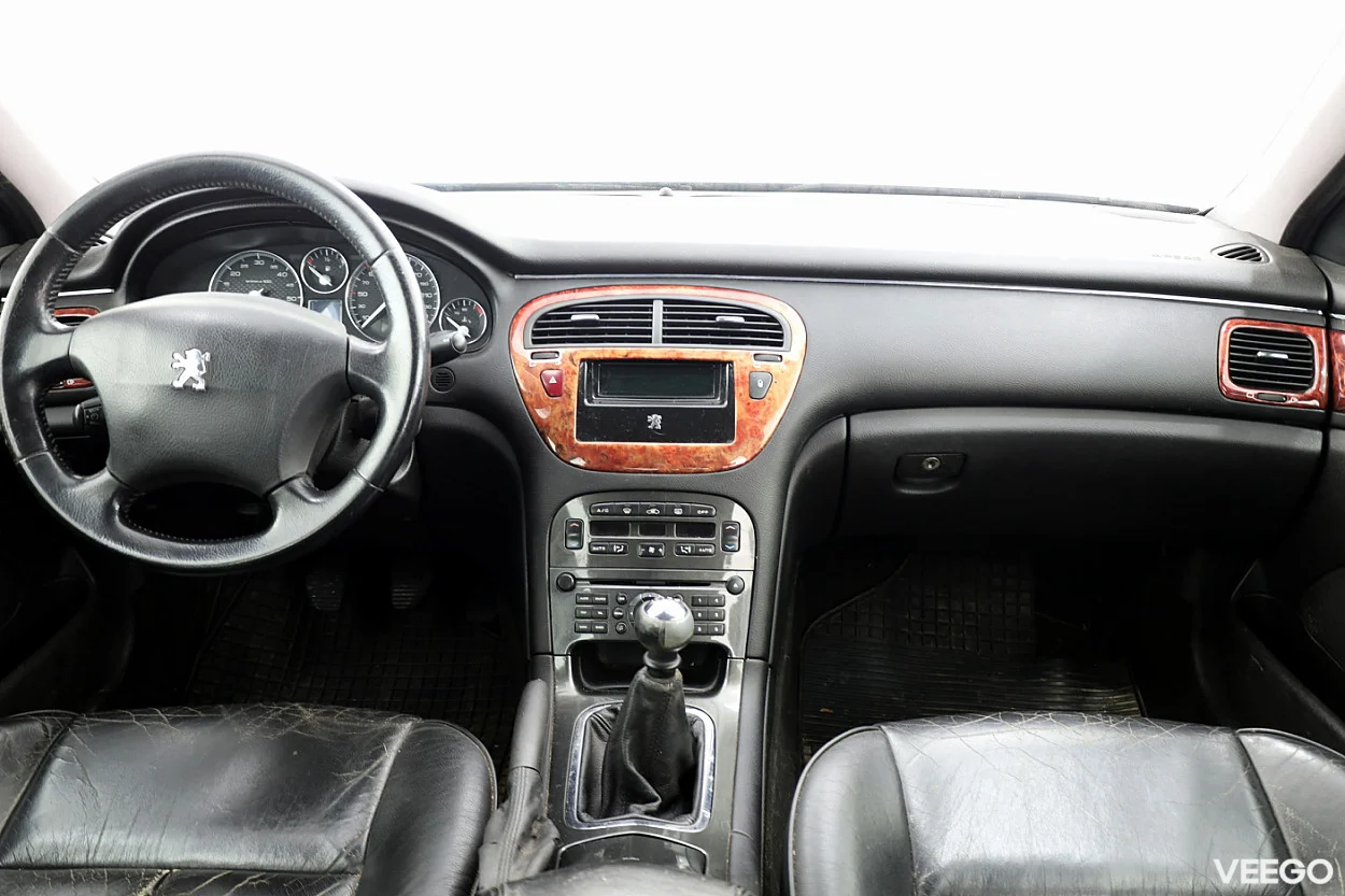 Peugeot 607 2.2 98kW