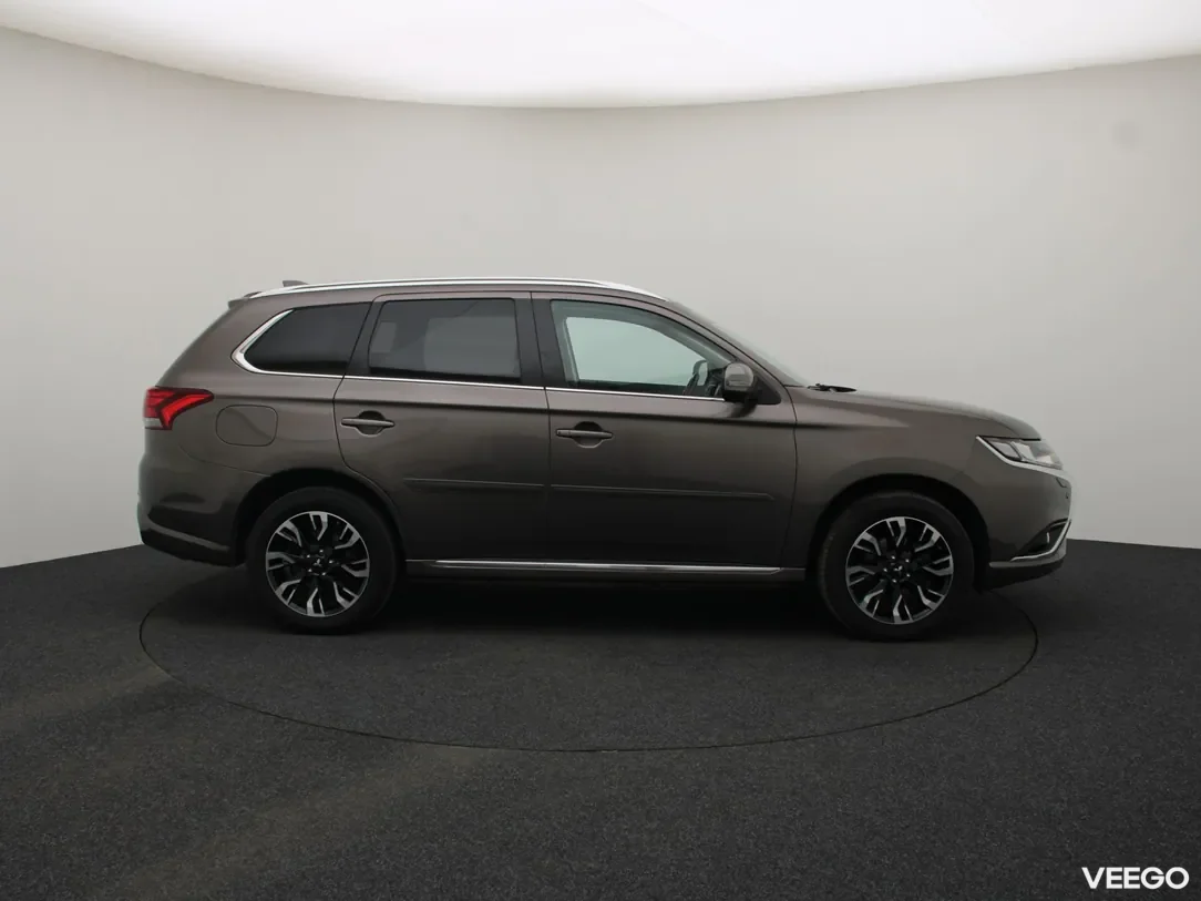 Mitsubishi Outlander 2 149kW
