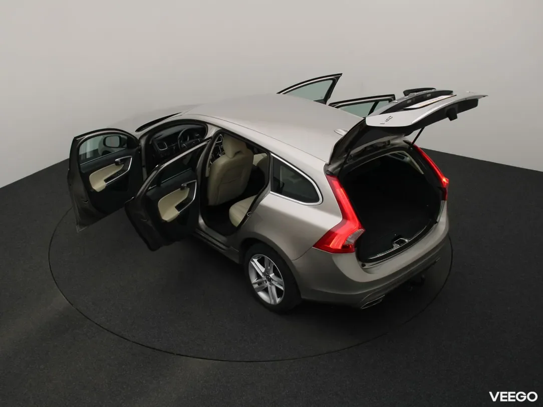 Volvo V60 2.4 208kW
