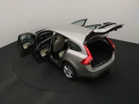 Volvo V60 2.4 208kW thumbnail