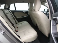 Volvo V60 2.4 208kW thumbnail