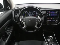 Mitsubishi Outlander 2 149kW thumbnail