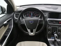 Volvo V60 2.4 208kW thumbnail
