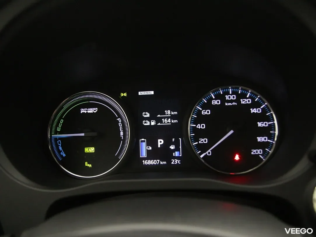 Mitsubishi Outlander 2 149kW
