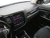 Mitsubishi Outlander 2 149kW thumbnail
