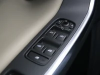 Volvo V60 2.4 208kW thumbnail