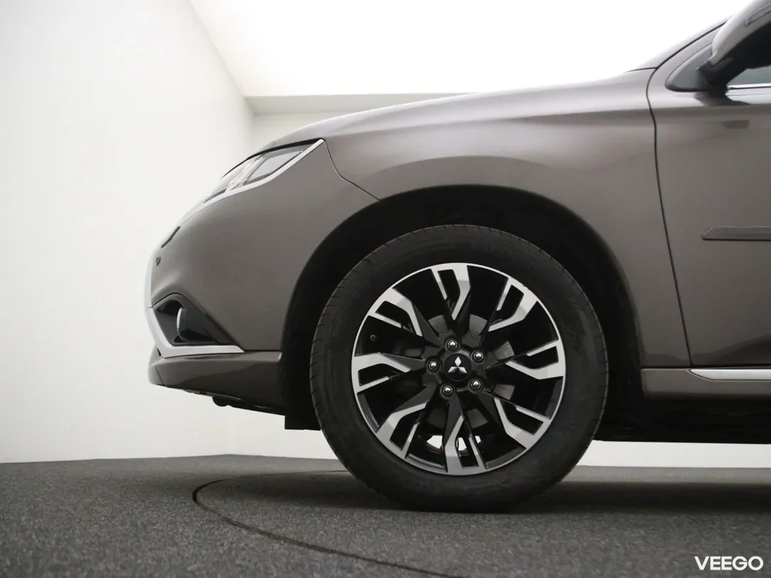 Mitsubishi Outlander 2 149kW