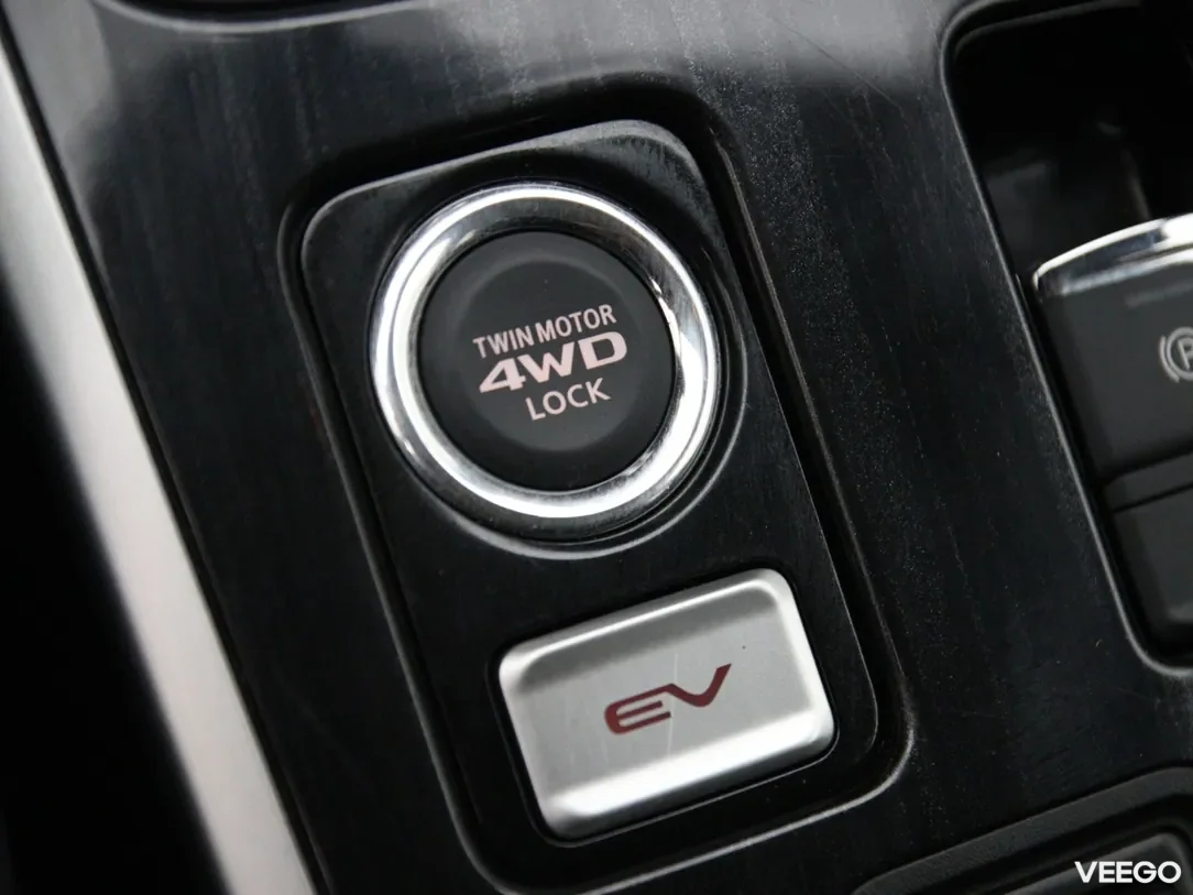 Mitsubishi Outlander 2 149kW