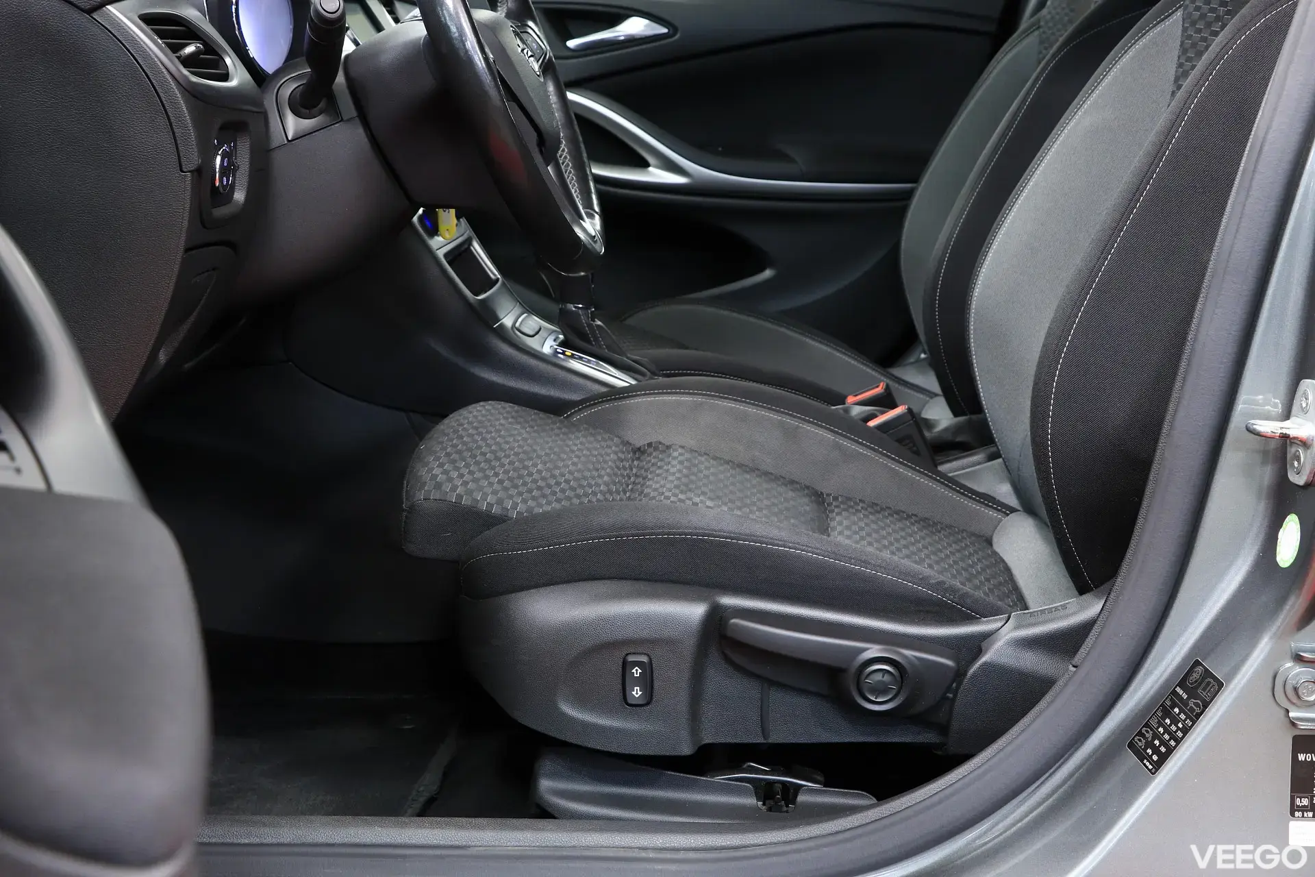 Opel Astra 1.5 90kW