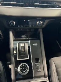 Mitsubishi Outlander 2.4 225kW thumbnail