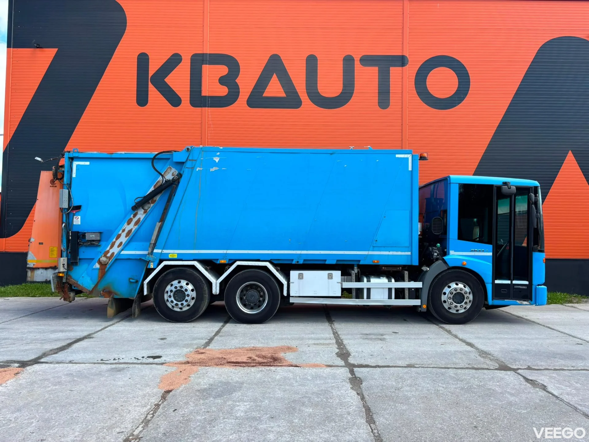 Mercedes-Benz ECONIC FAUN VARIOPRESS 522 330kW