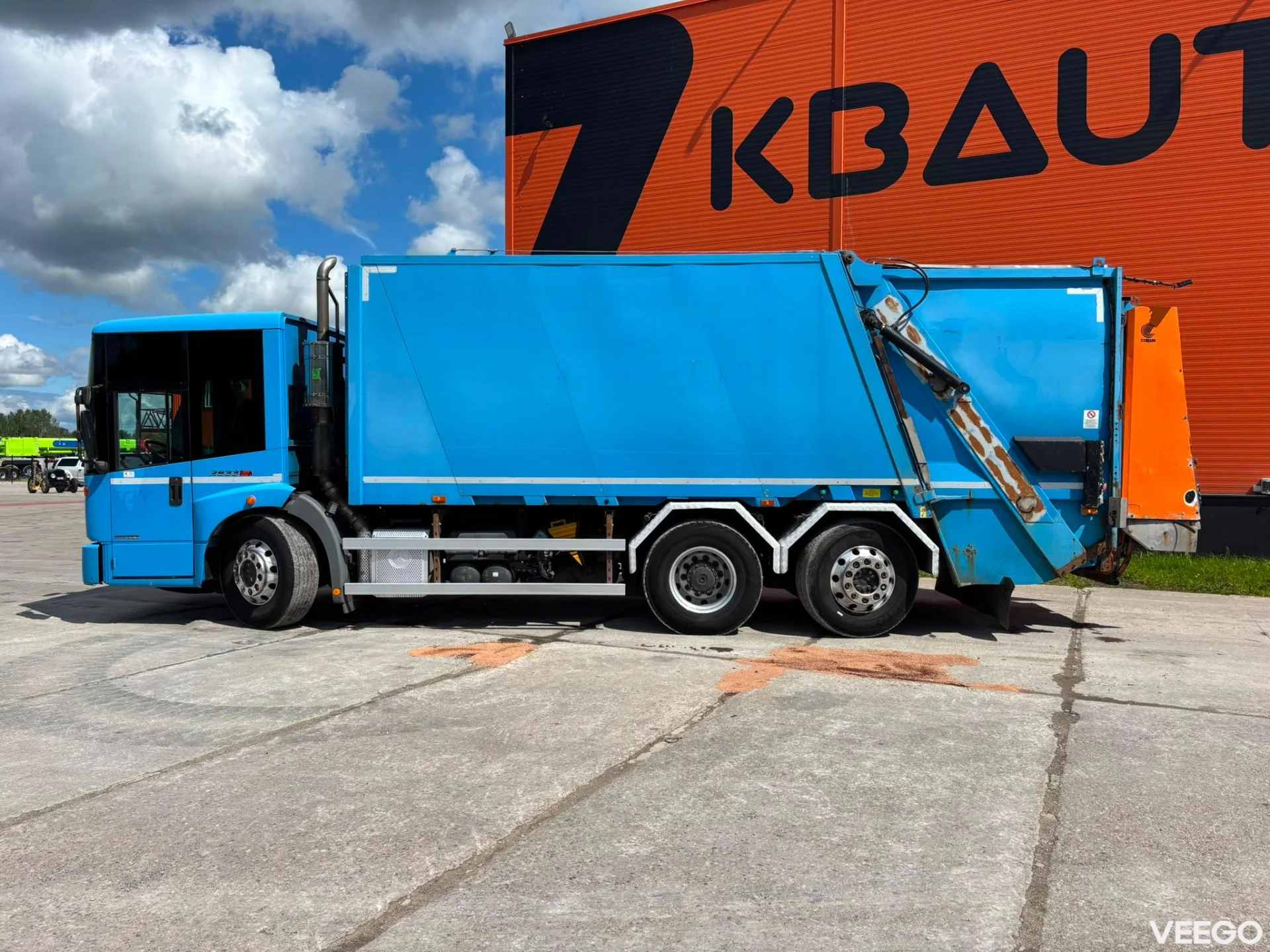Mercedes-Benz ECONIC FAUN VARIOPRESS 522 330kW