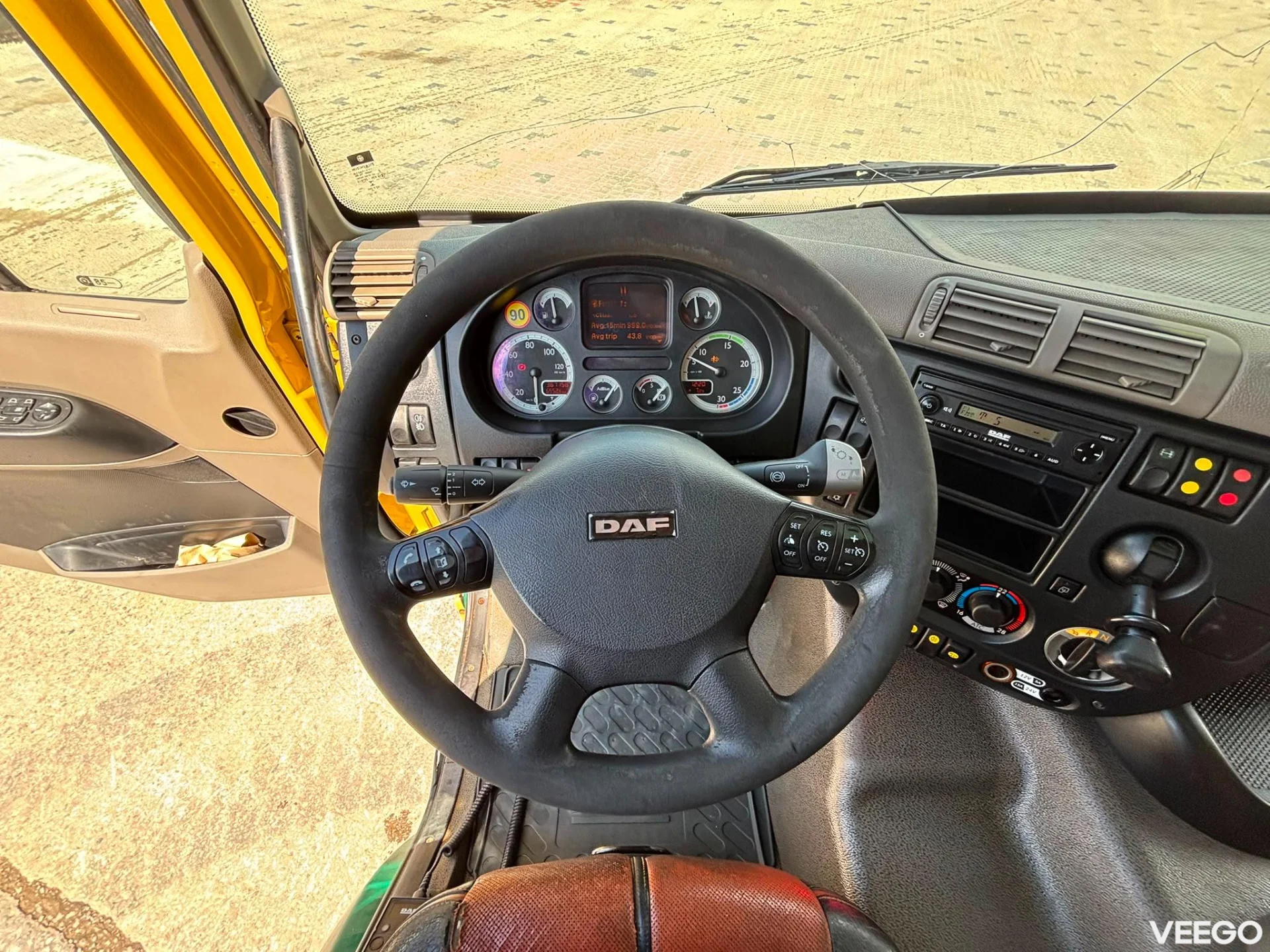 DAF CF CRANE DAMAGE ! / PK18002 / PLATFORM L=6928 mm 310kW