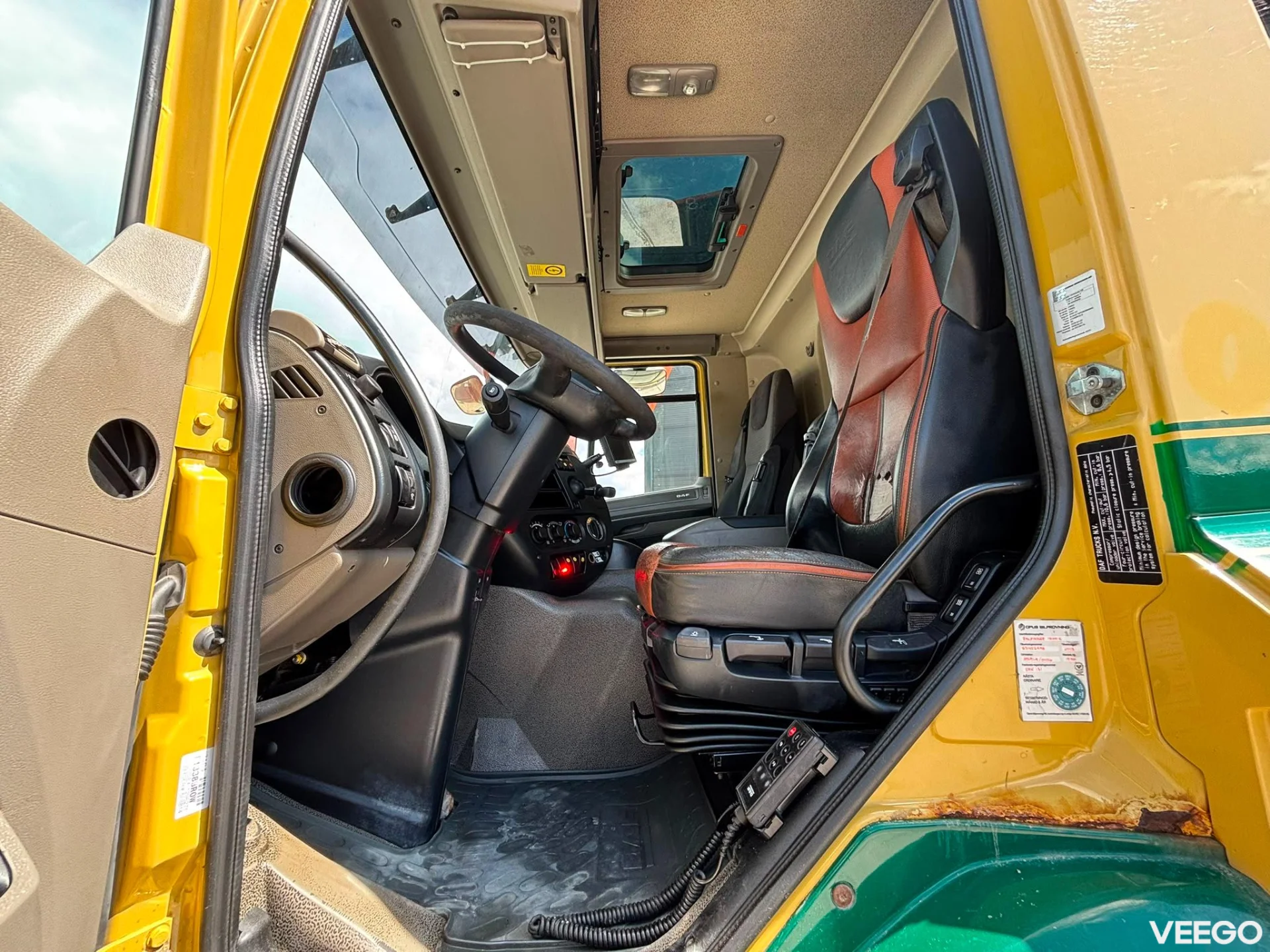 DAF CF CRANE DAMAGE ! / PK18002 / PLATFORM L=6928 mm 310kW