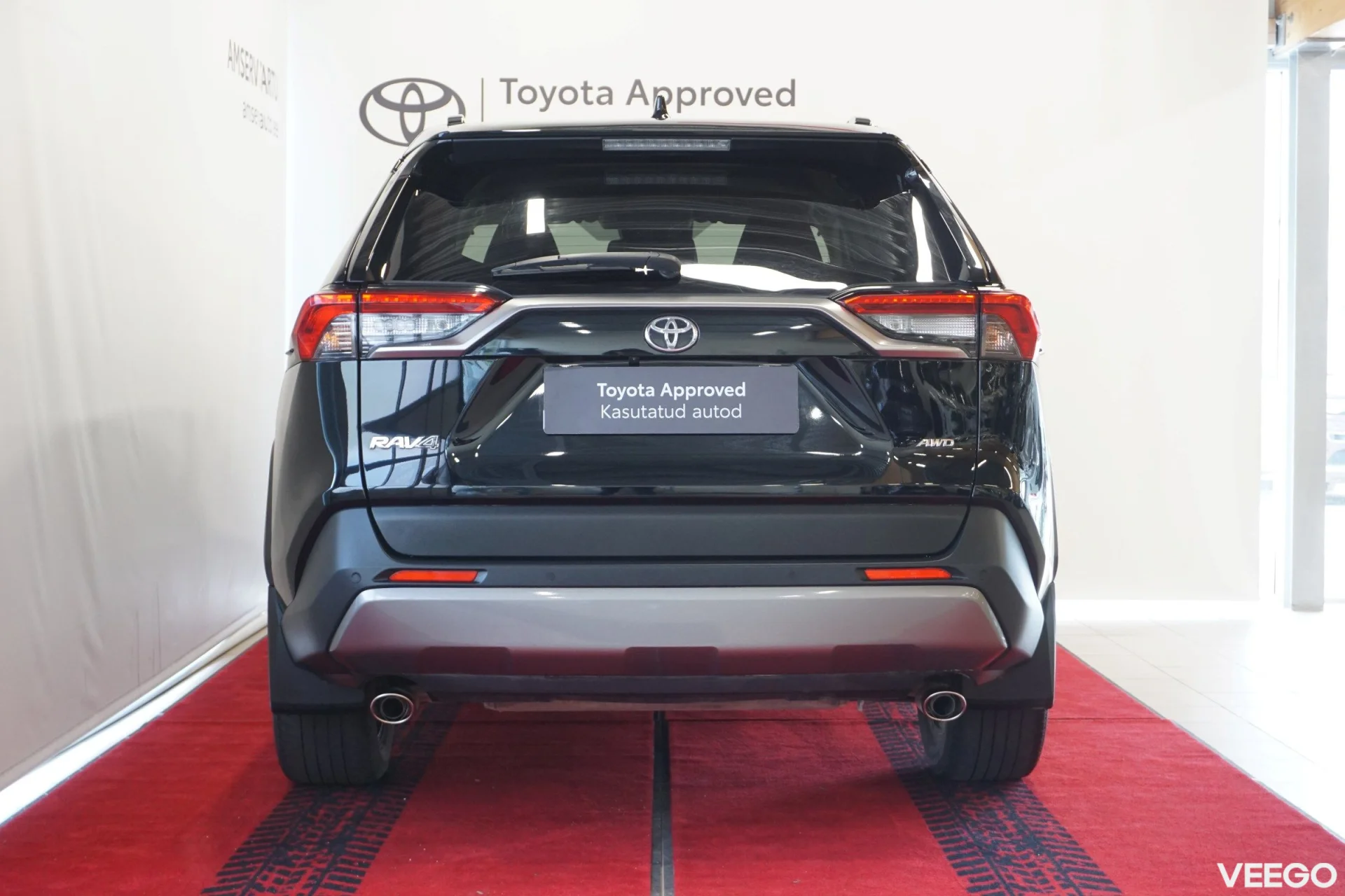 Toyota RAV4 Premium + Technology Pakett 2 129kW