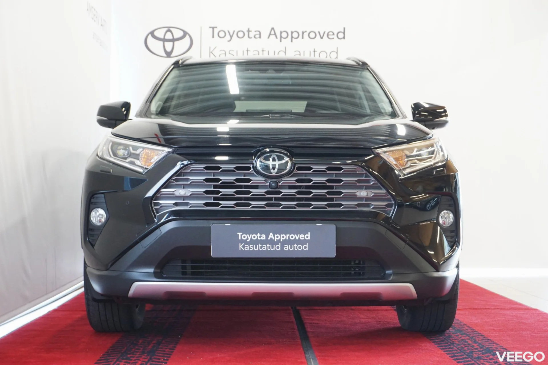 Toyota RAV4 Premium + Technology Pakett 2 129kW