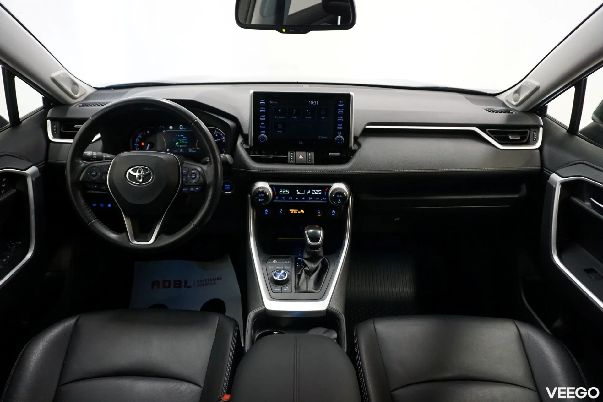 Toyota RAV4 Premium + Technology Pakett 2 129kW