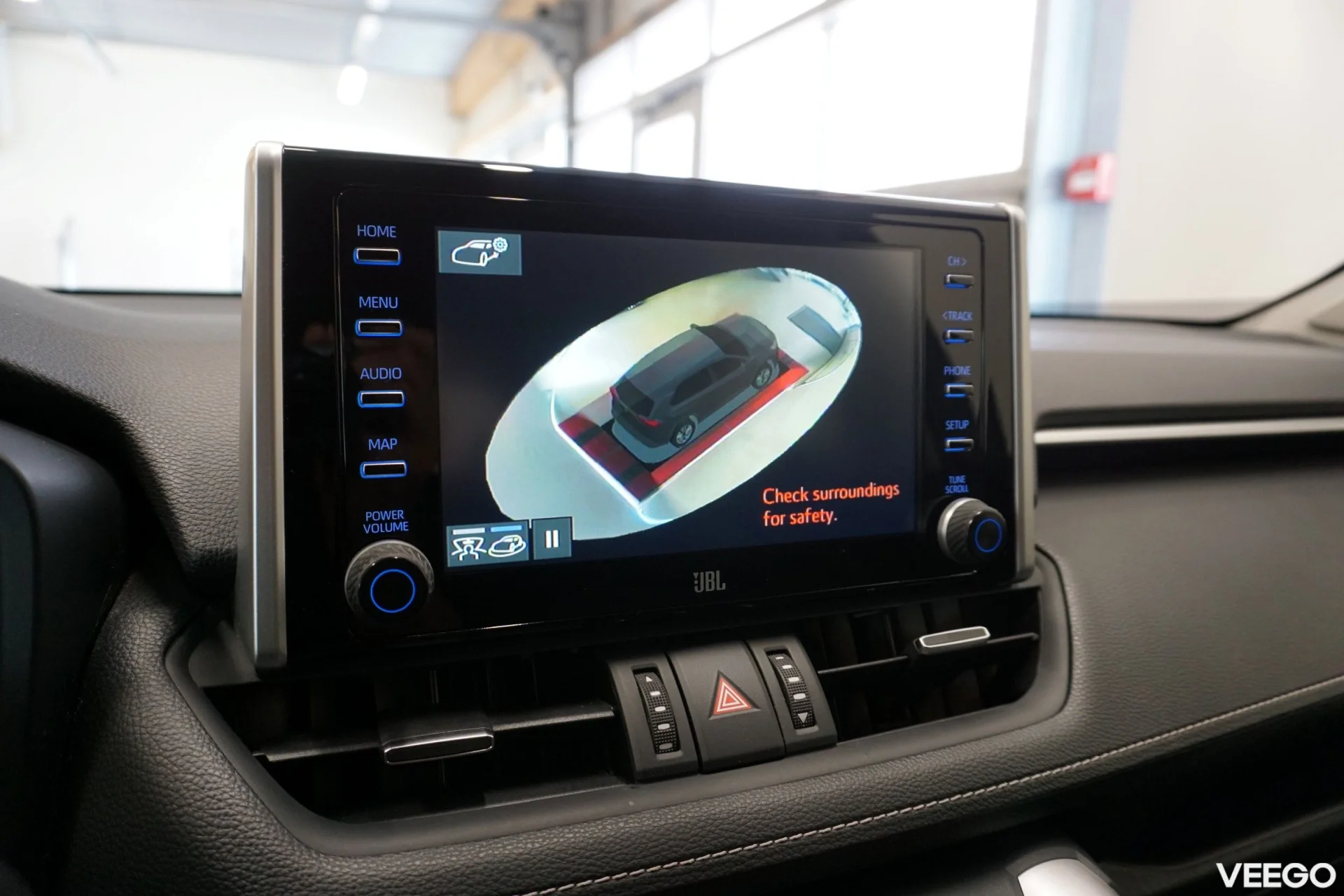 Toyota RAV4 Premium + Technology Pakett 2 129kW