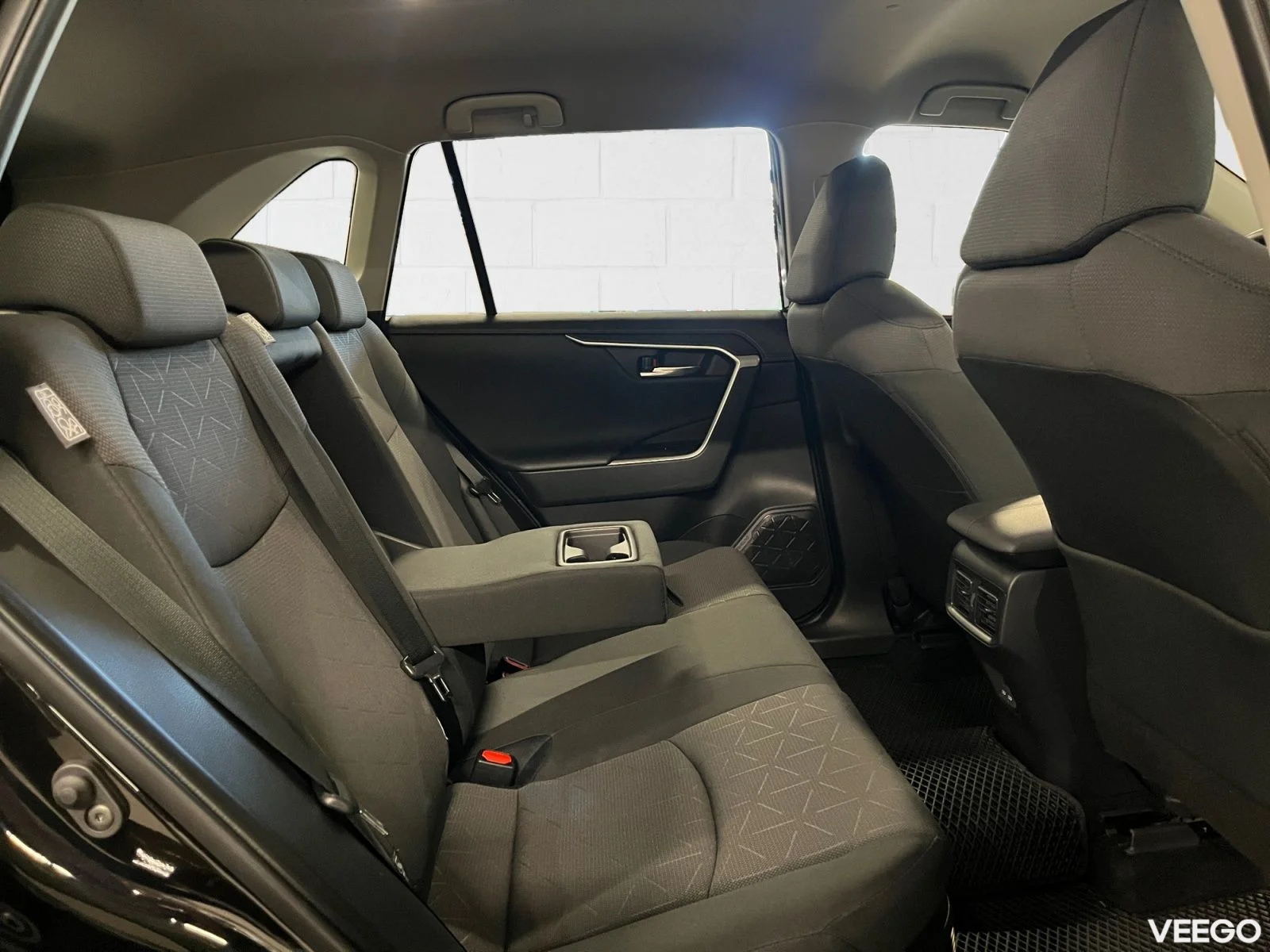 Toyota RAV4 Luxury Limited 2.5 131kW