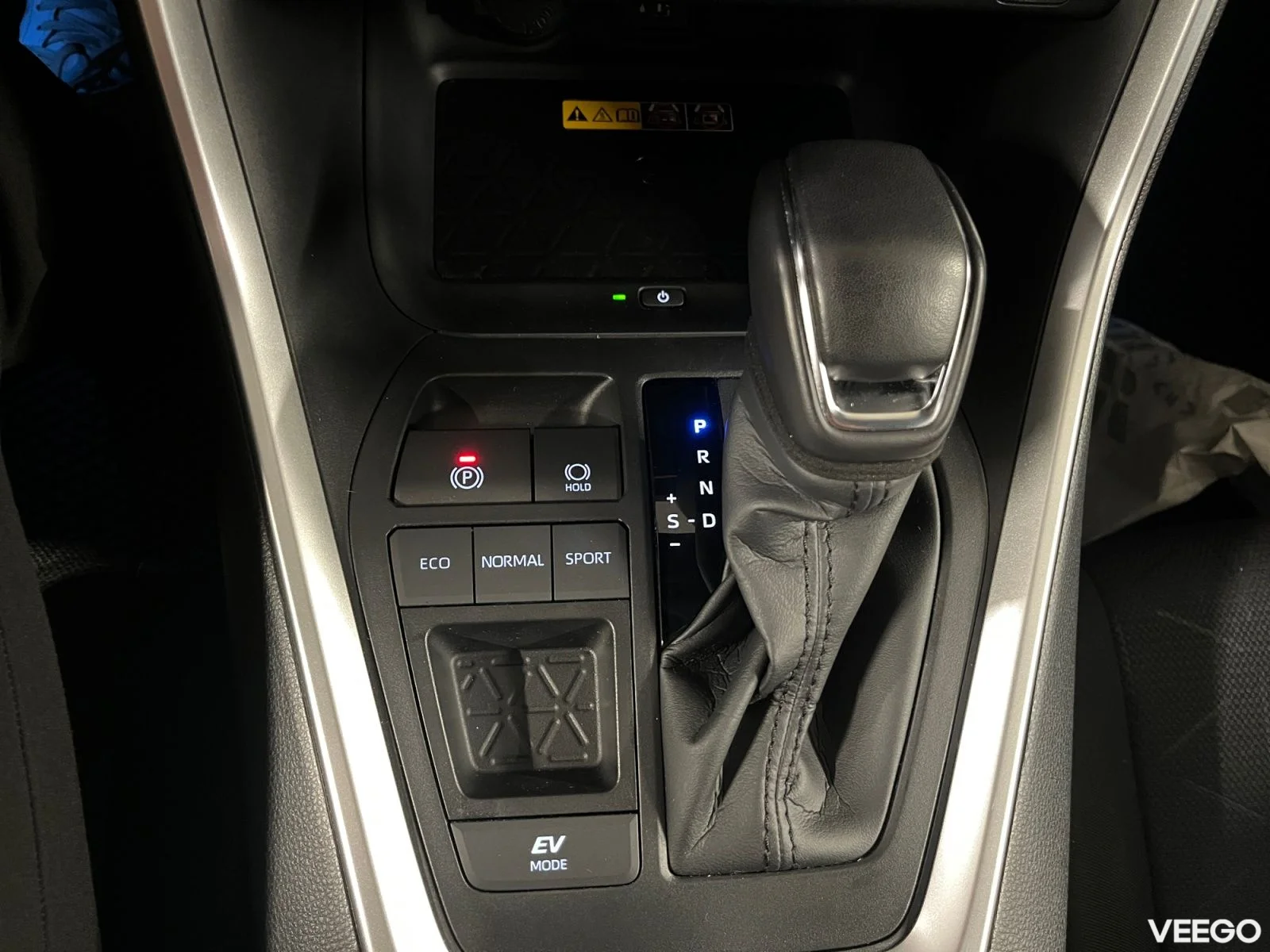 Toyota RAV4 Luxury Limited 2.5 131kW