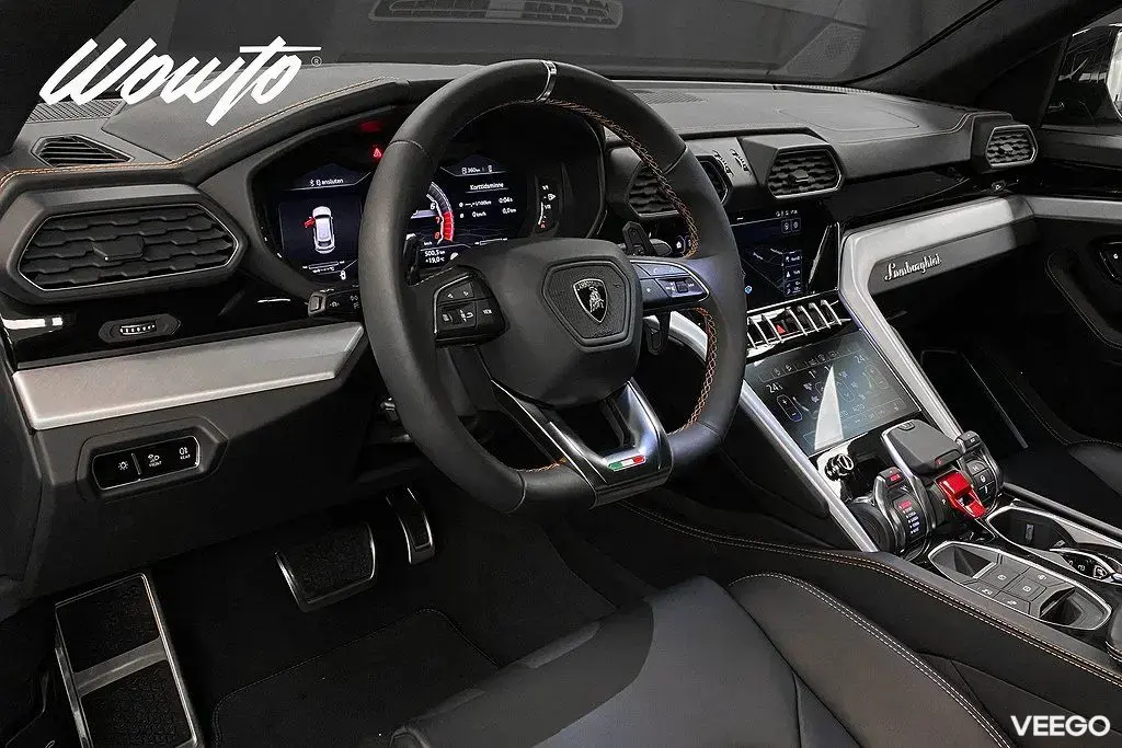 Lamborghini Urus 4.0 V8 / Pano / 360 / Svensksåld 478kW