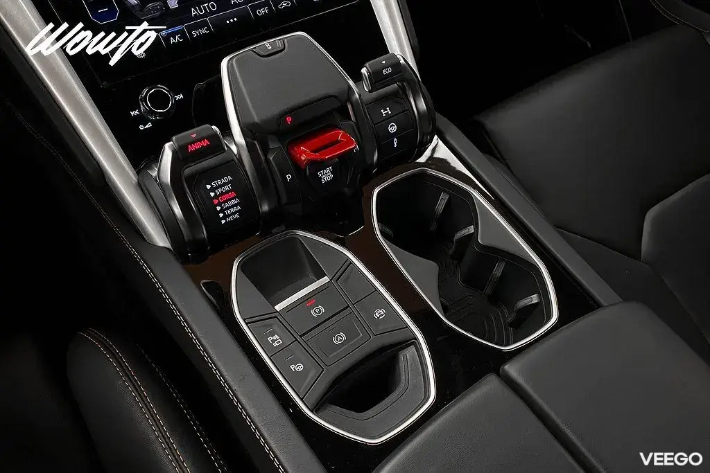 Lamborghini Urus 4.0 V8 / Pano / 360 / Svensksåld 478kW