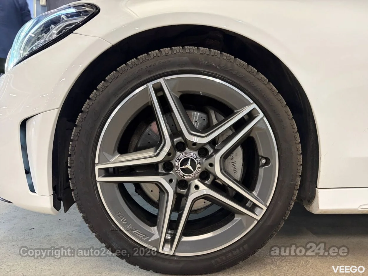 Mercedes-Benz C200 Coupe AMG Night pack 4matic 1.5 135kW