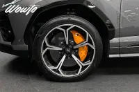 Lamborghini Urus 4.0 V8 / Pano / 360 / Svensksåld 478kW thumbnail