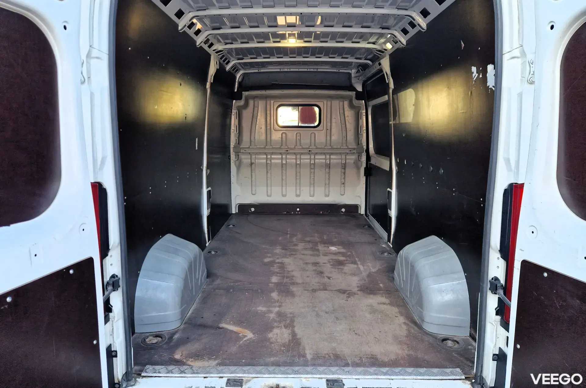 Citroen Jumper BlueHDi N1 L3H2 2.2 103kW
