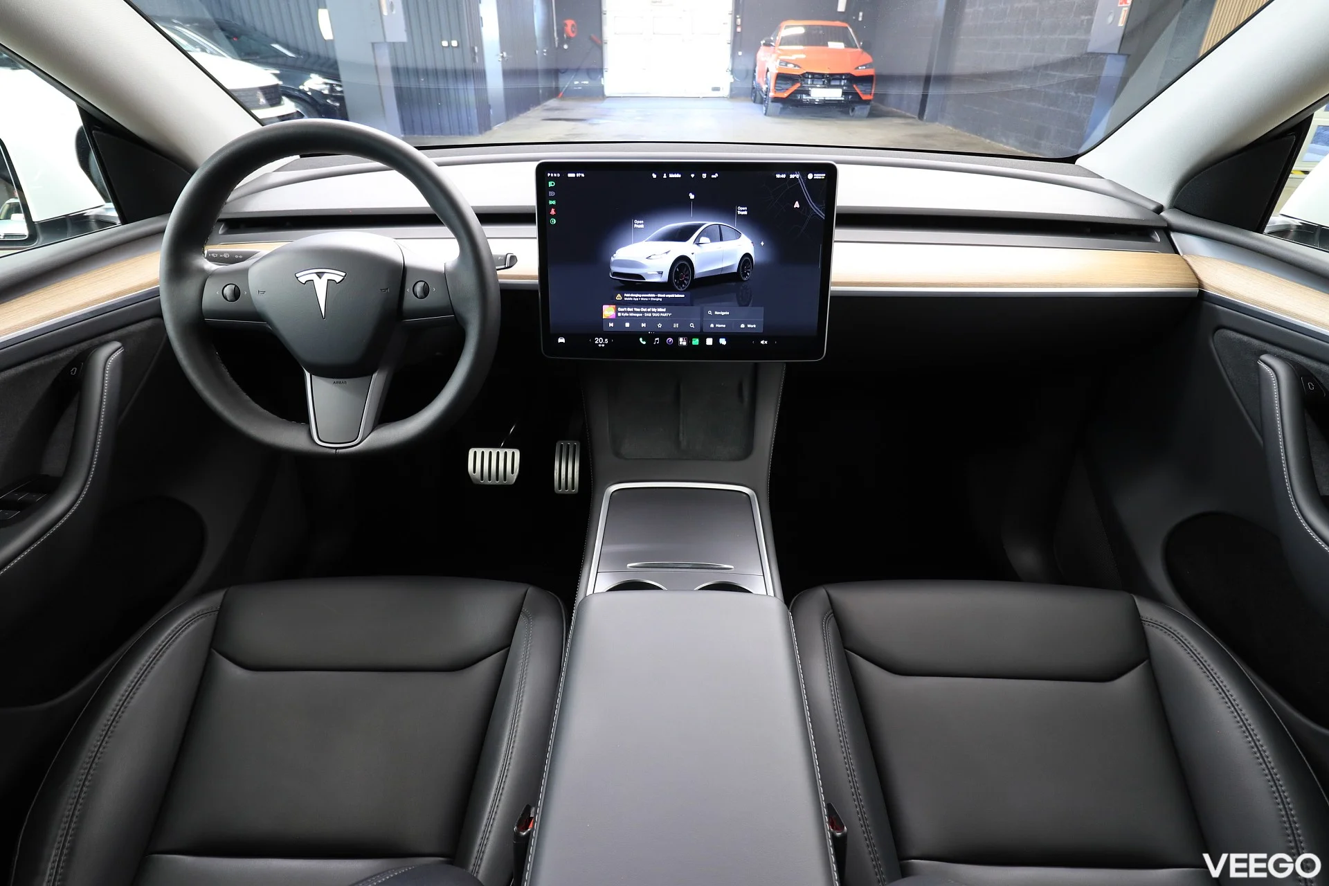 Tesla Model Y 0.0 393kW