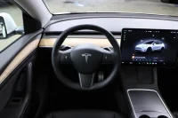 Tesla Model Y 0.0 393kW thumbnail