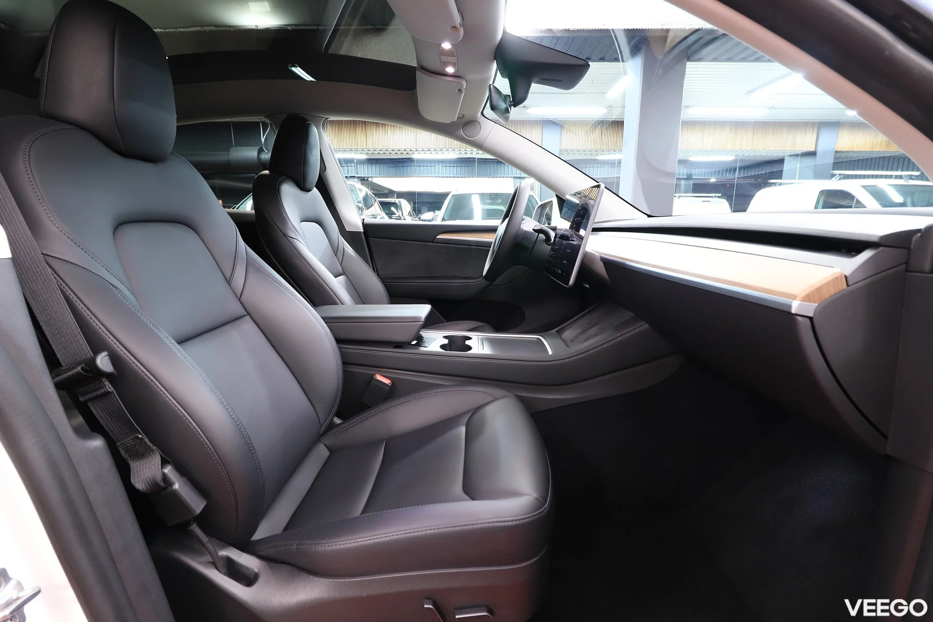 Tesla Model Y 0.0 393kW