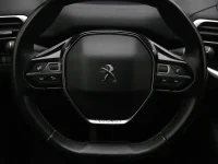 Peugeot 3008 1.2 96kW thumbnail
