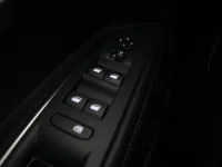 Peugeot 3008 1.2 96kW thumbnail